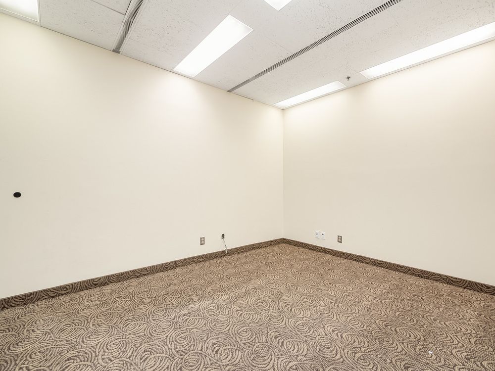 Office Space Available in Excellent Condition & Move-In Ready : 1221 Van Ness Ave, Fresno, CA 93721